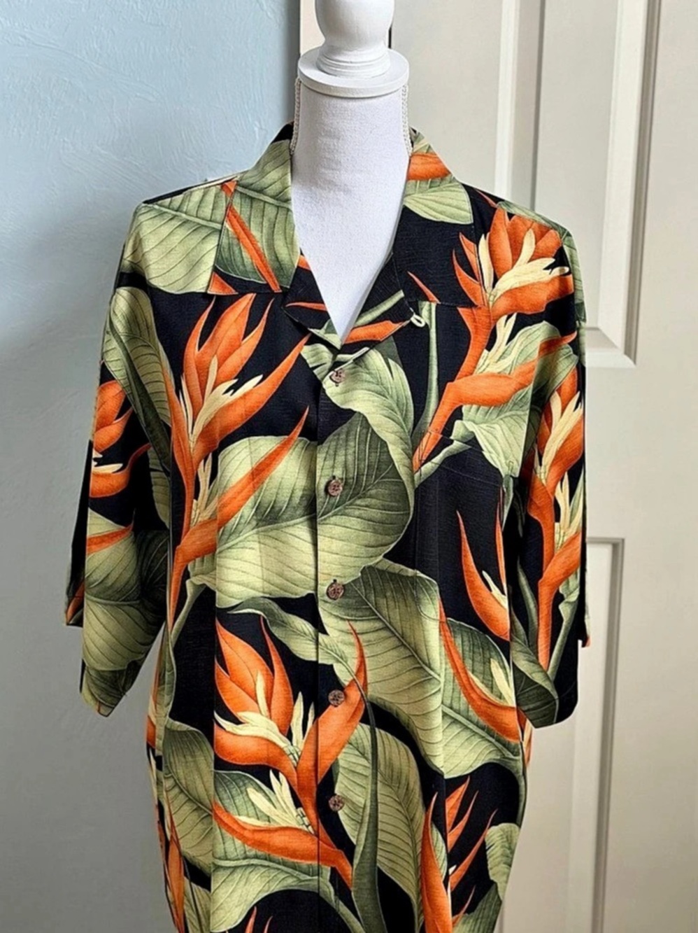 Tommy Bahama Relax Silk Tropical Print Button Down Shirt XL Like New